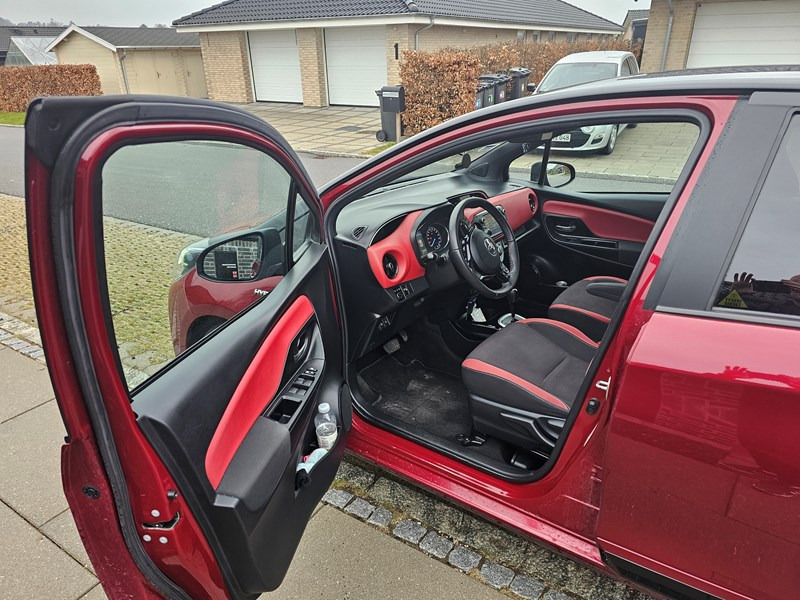 undefined Toyota Yaris fra 2017