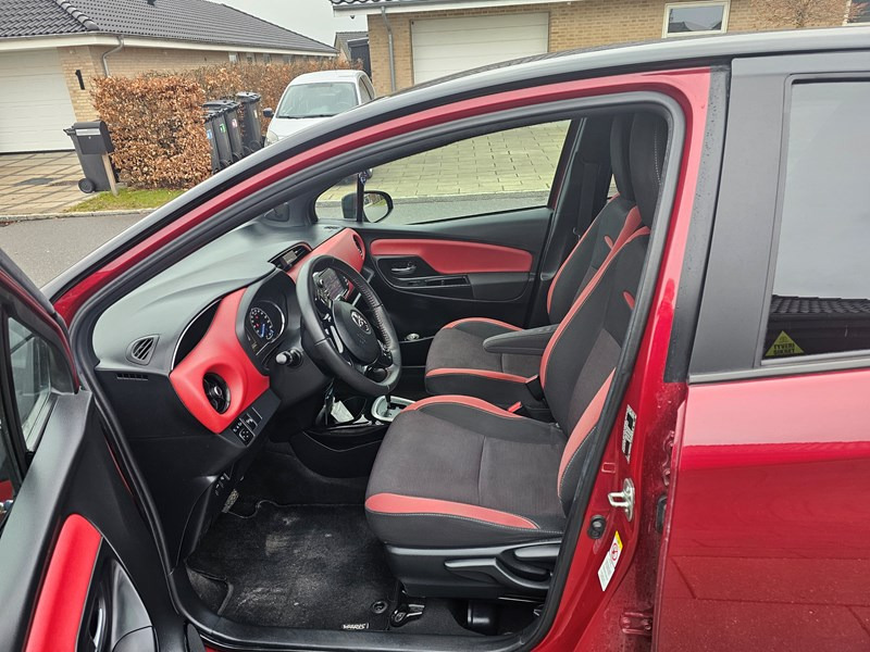 undefined Toyota Yaris fra 2017