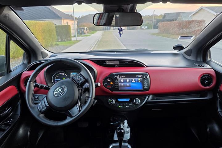 undefined Toyota Yaris fra 2017