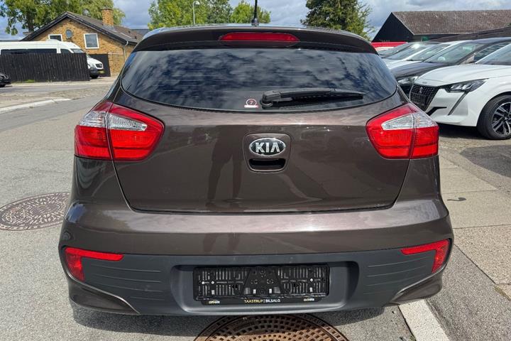 undefined Kia Rio fra 2015