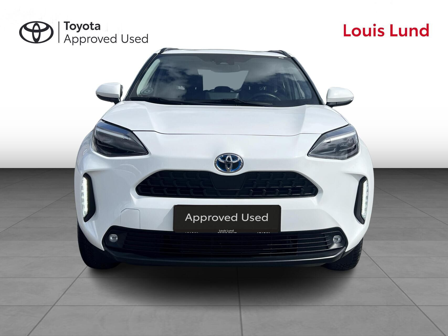 Hvid Toyota Yaris Cross fra 2024