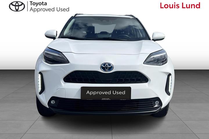 Hvid Toyota Yaris Cross fra 2024