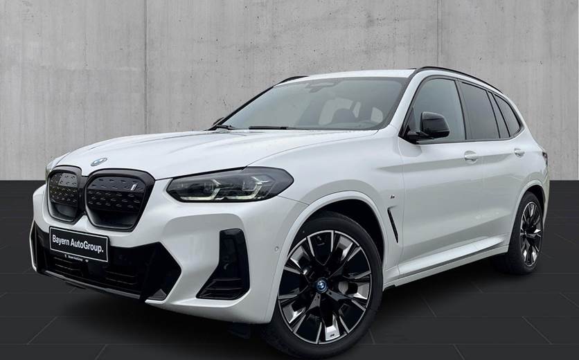 BMW iX3 Charged Plus M-Sport