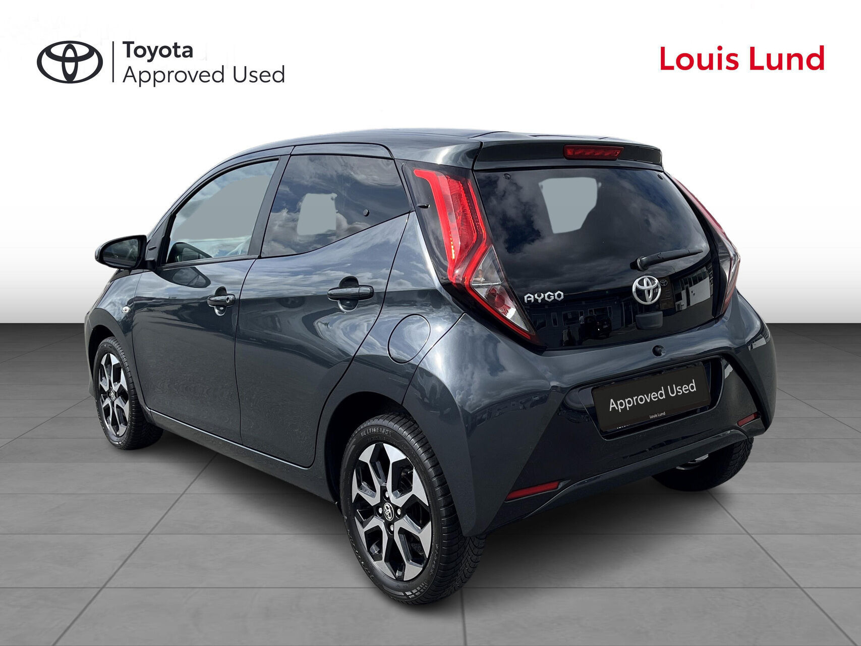 Sort Toyota Aygo fra 2021