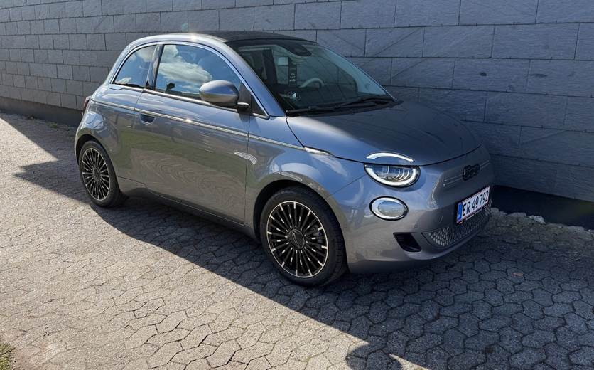Fiat 500e 42 la Prima Cabrio