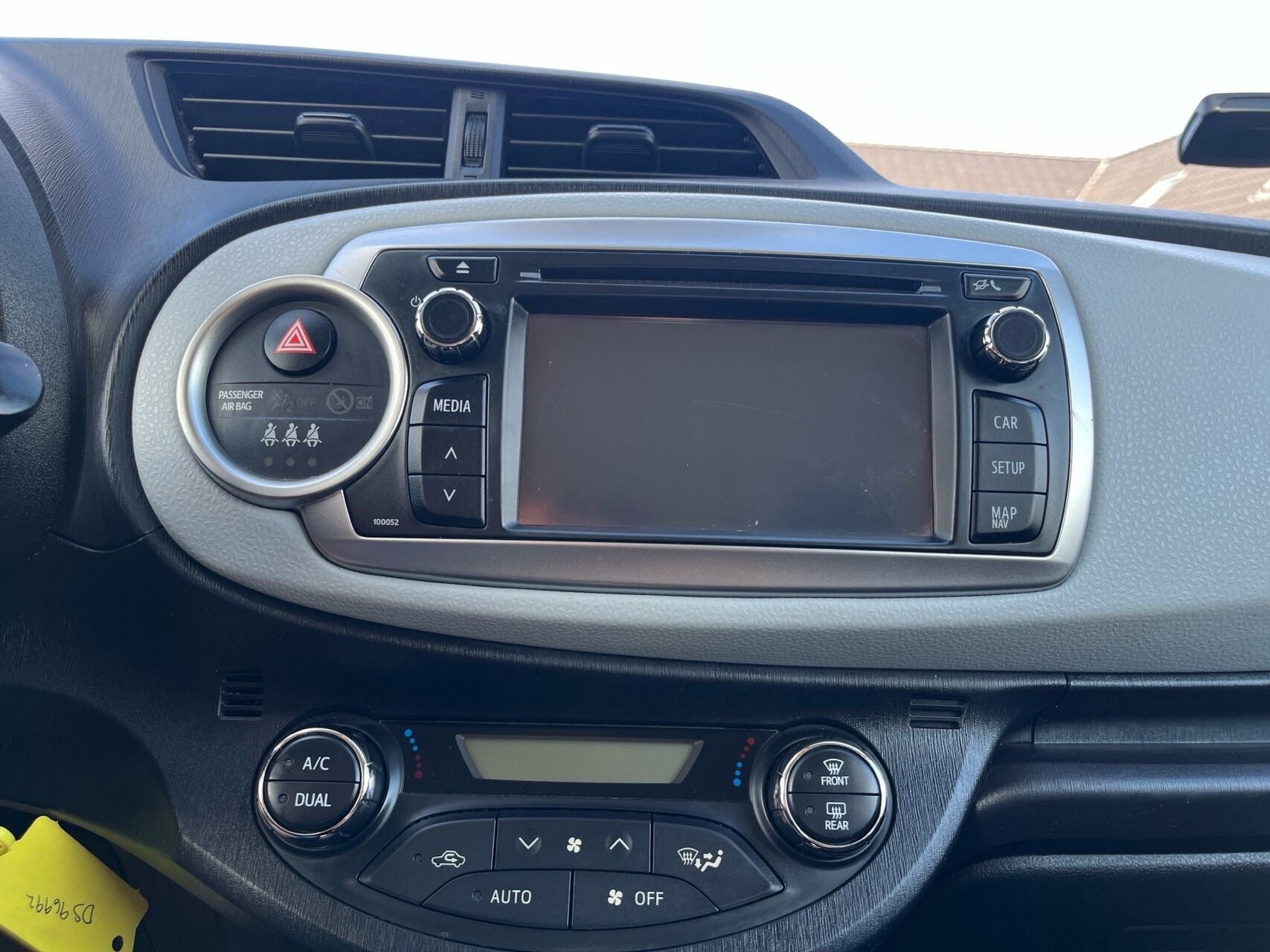 Sort Toyota Yaris fra 2014