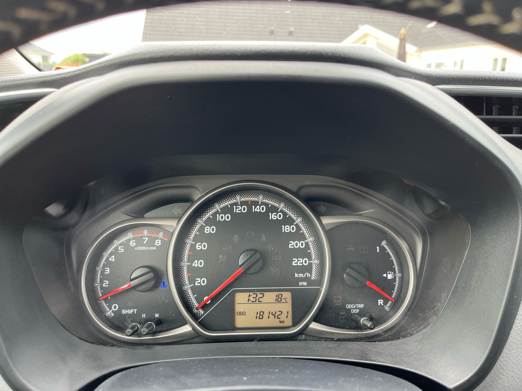 Hvid Toyota Yaris fra 2016