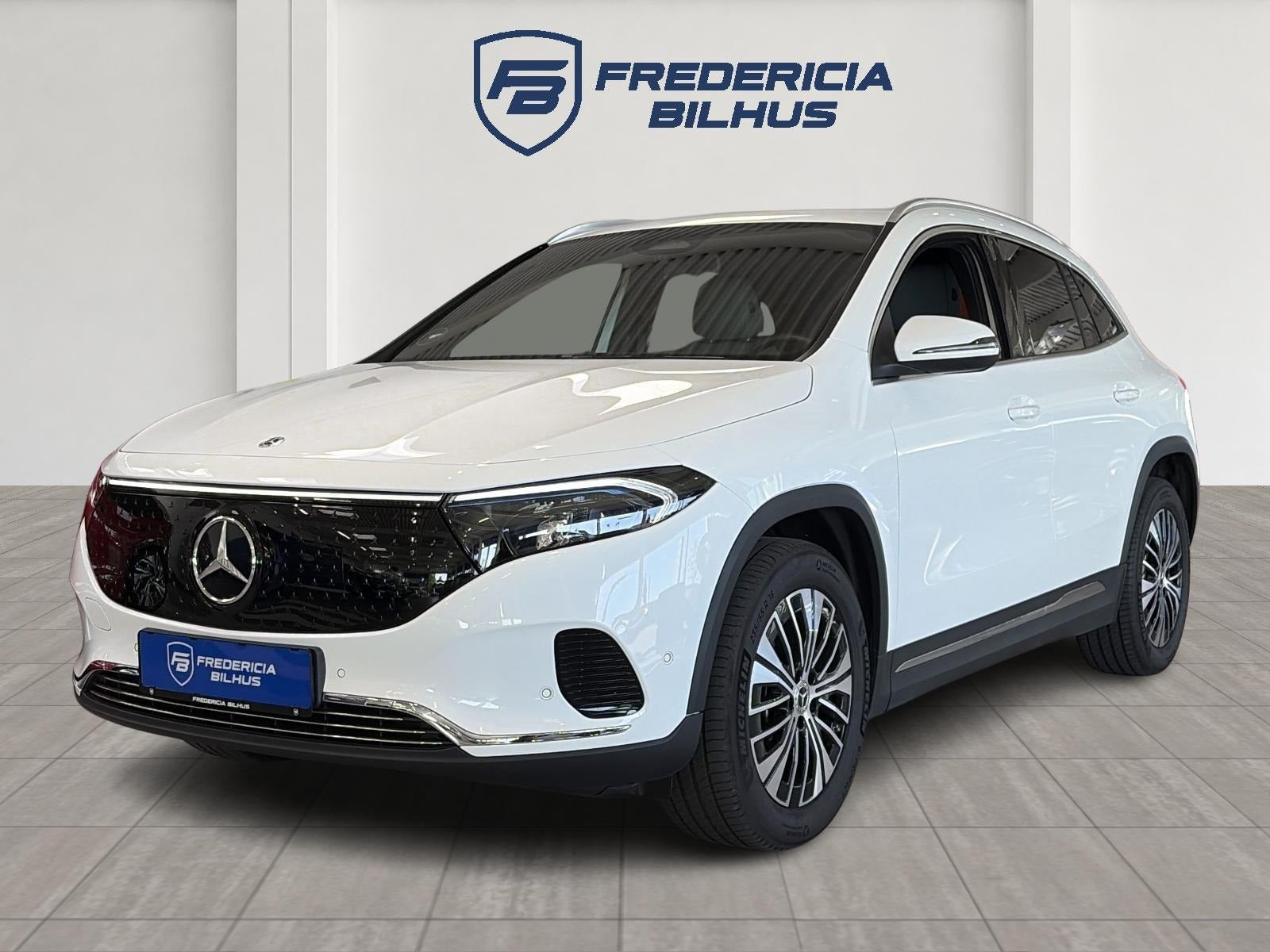 Mercedes EQA250+
