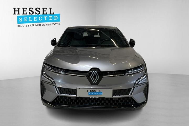 Grå Renault Megane E-Tech fra 2023