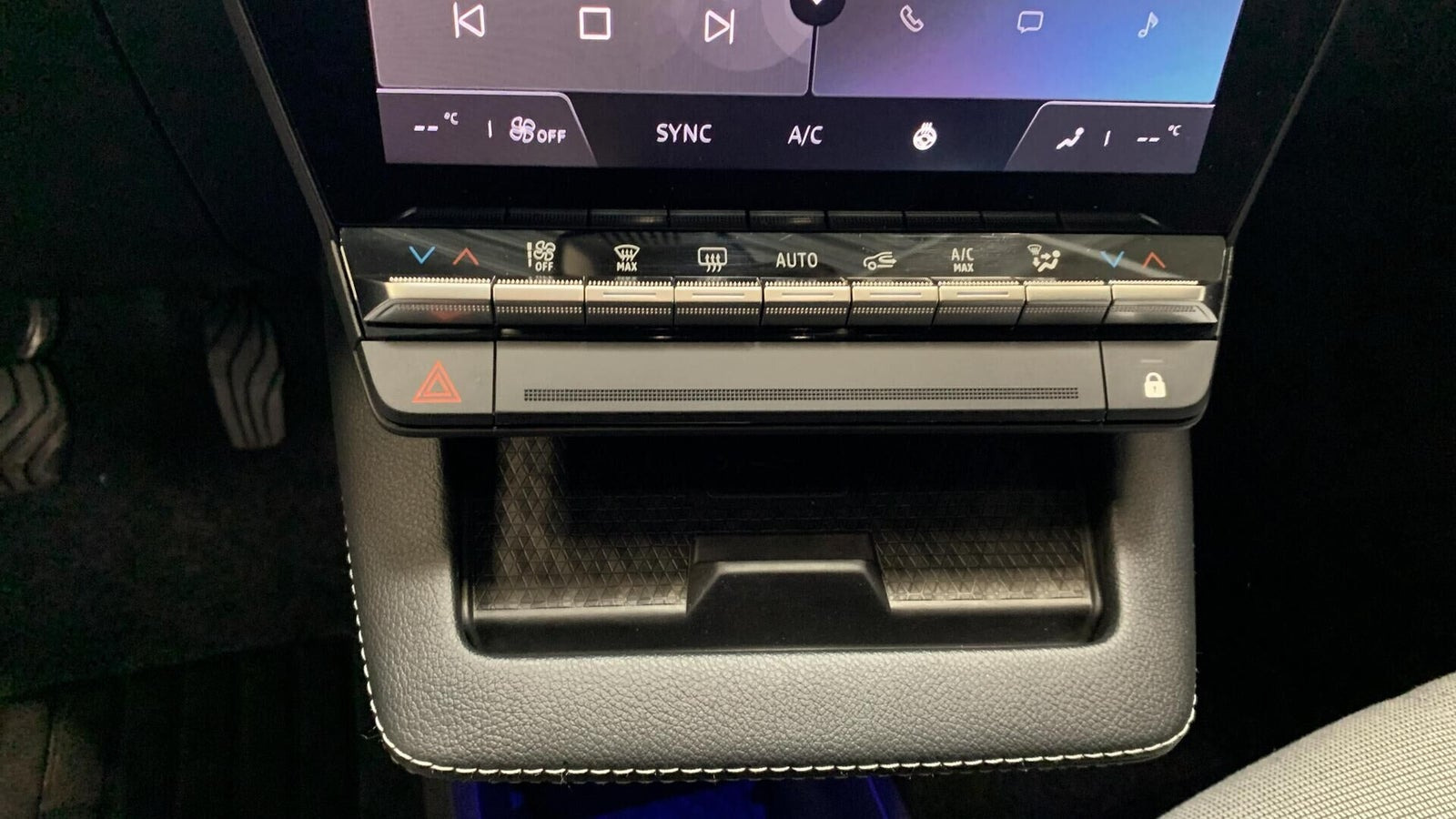 Grå Renault Megane E-Tech fra 2023