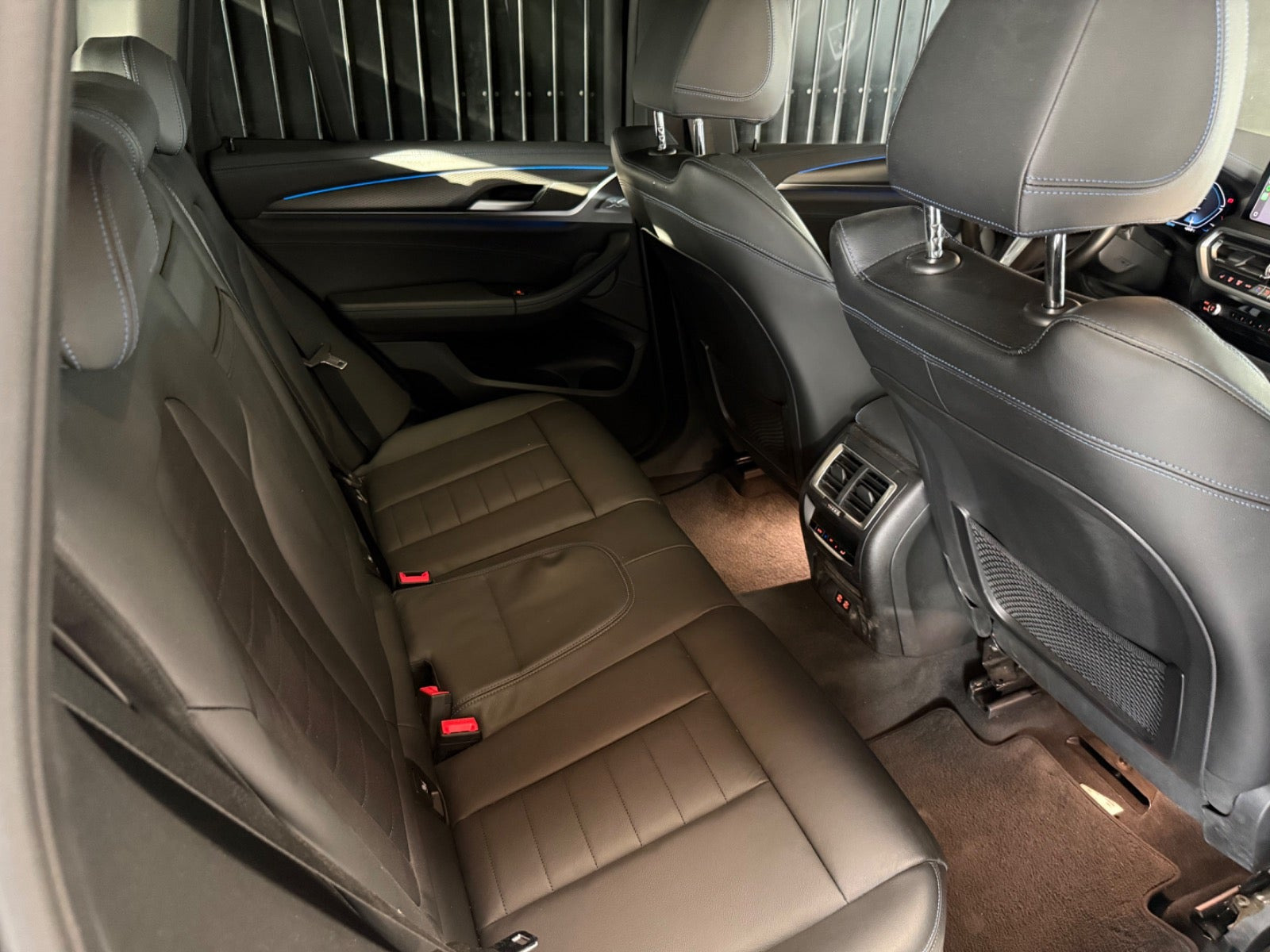 Sort BMW iX3 fra 2022