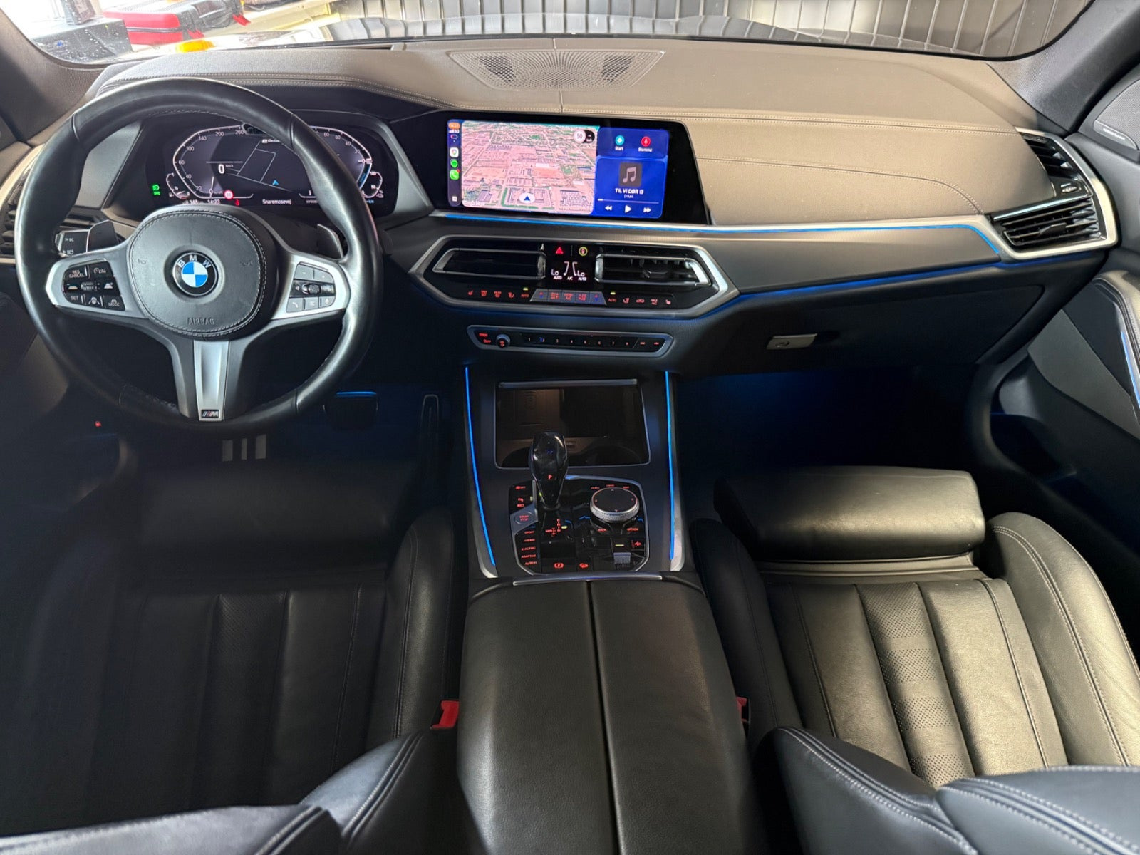 Sort BMW X5 fra 2021