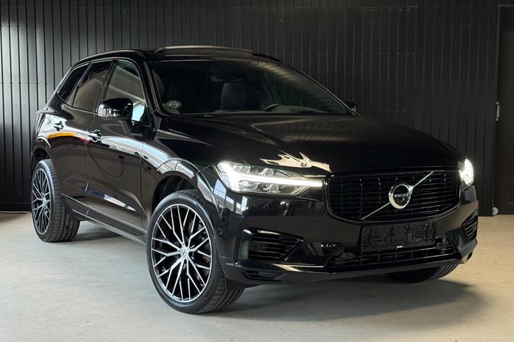 Sort Volvo XC60 fra 2021