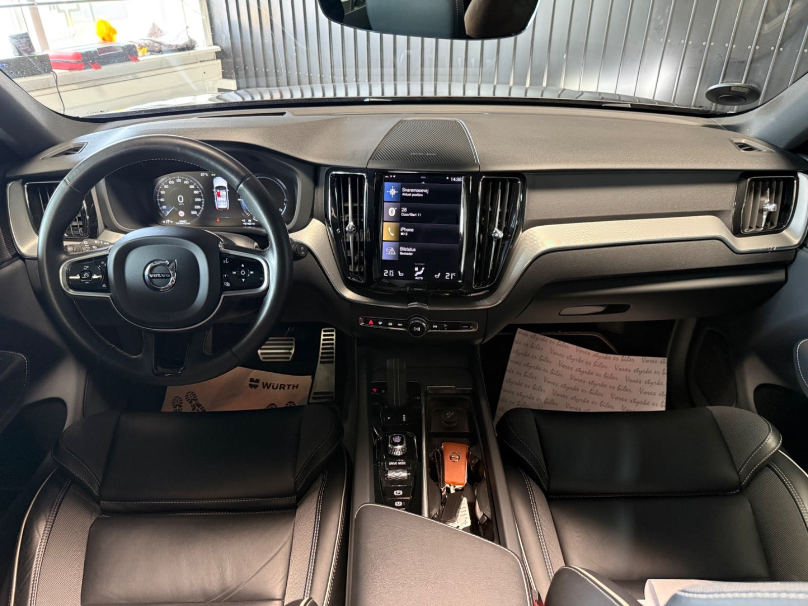 Sort Volvo XC60 fra 2021