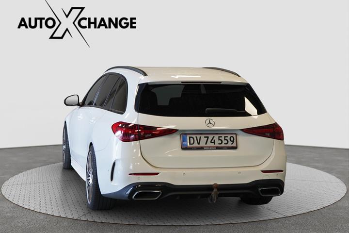 Hvid Mercedes C200 fra 2022