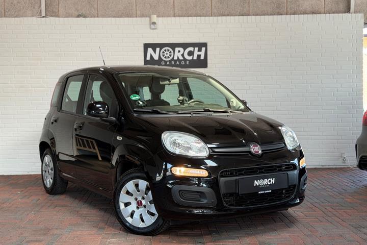 Sort Fiat Panda fra 2016