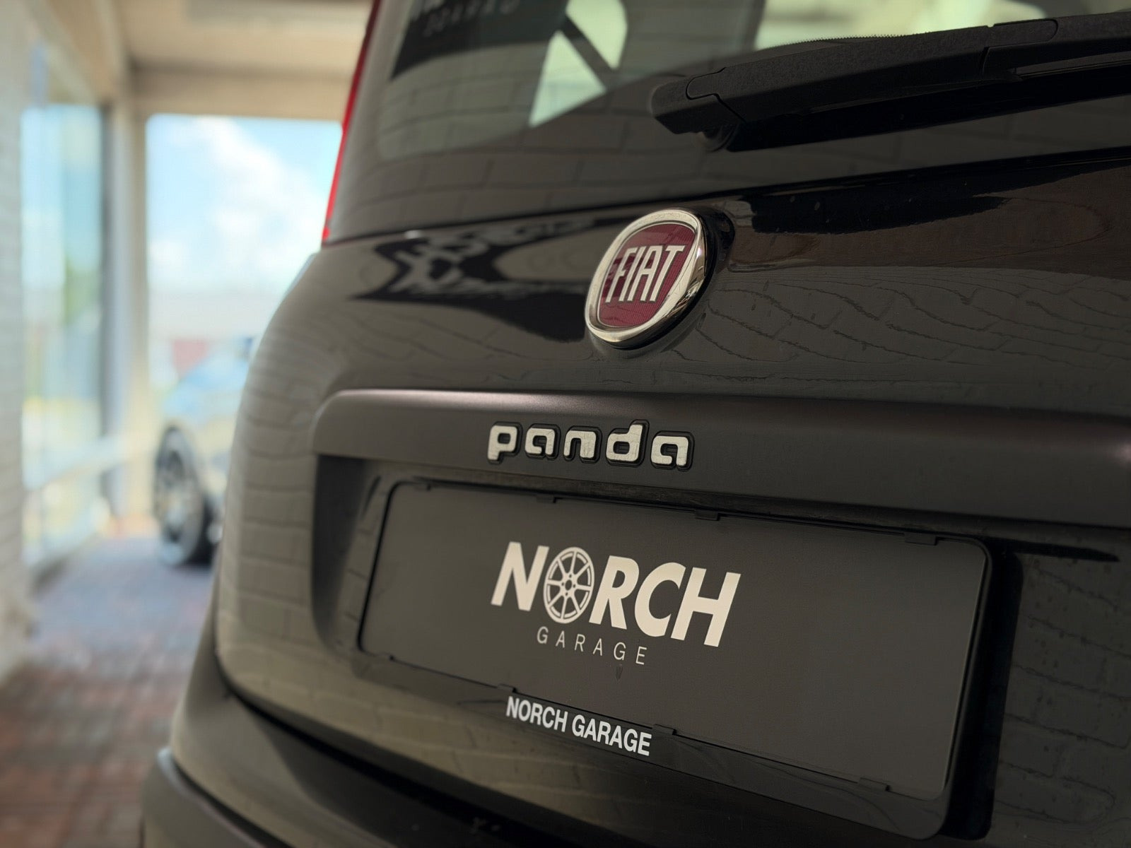 Sort Fiat Panda fra 2016