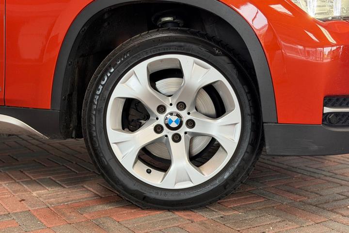 undefined BMW X1 fra 2012