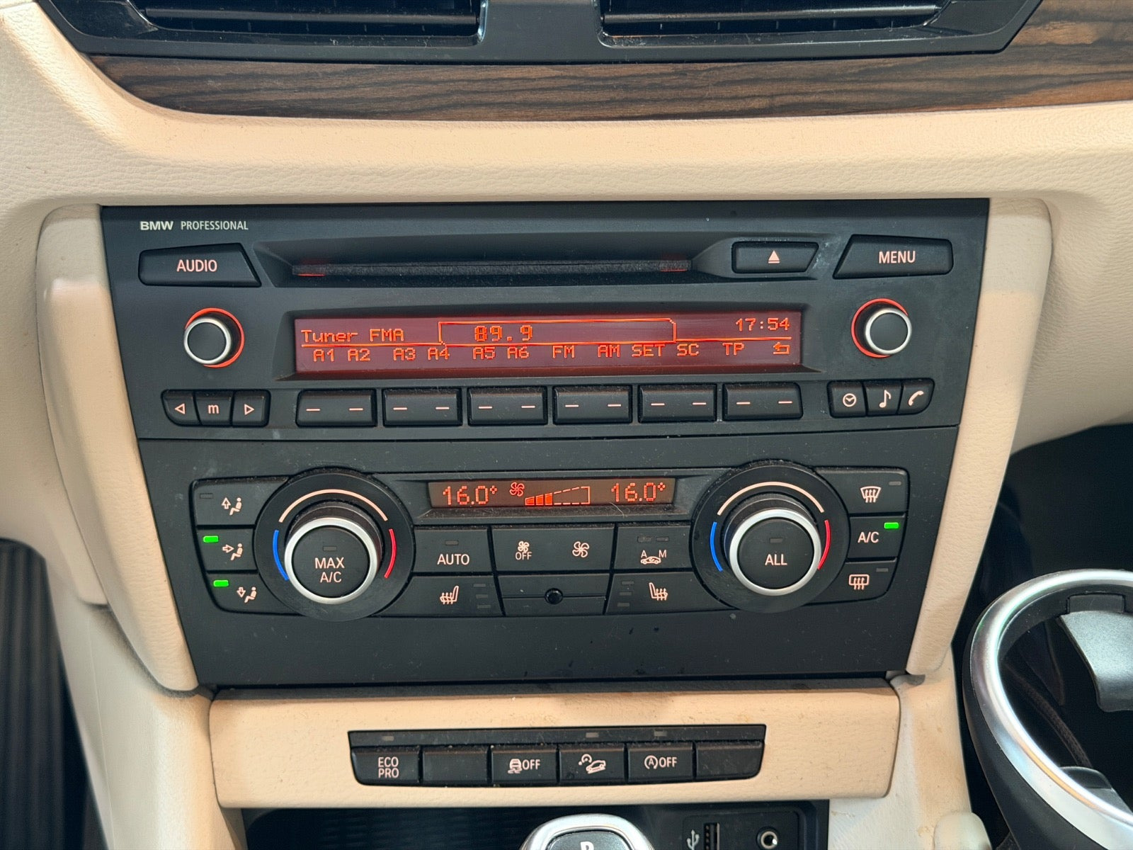 undefined BMW X1 fra 2012