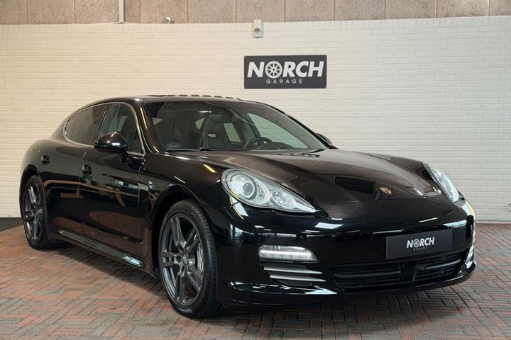 undefined Porsche Panamera 4S fra 2012