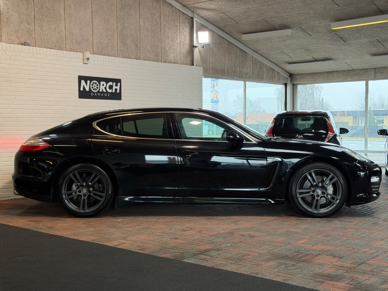 undefined Porsche Panamera 4S fra 2012