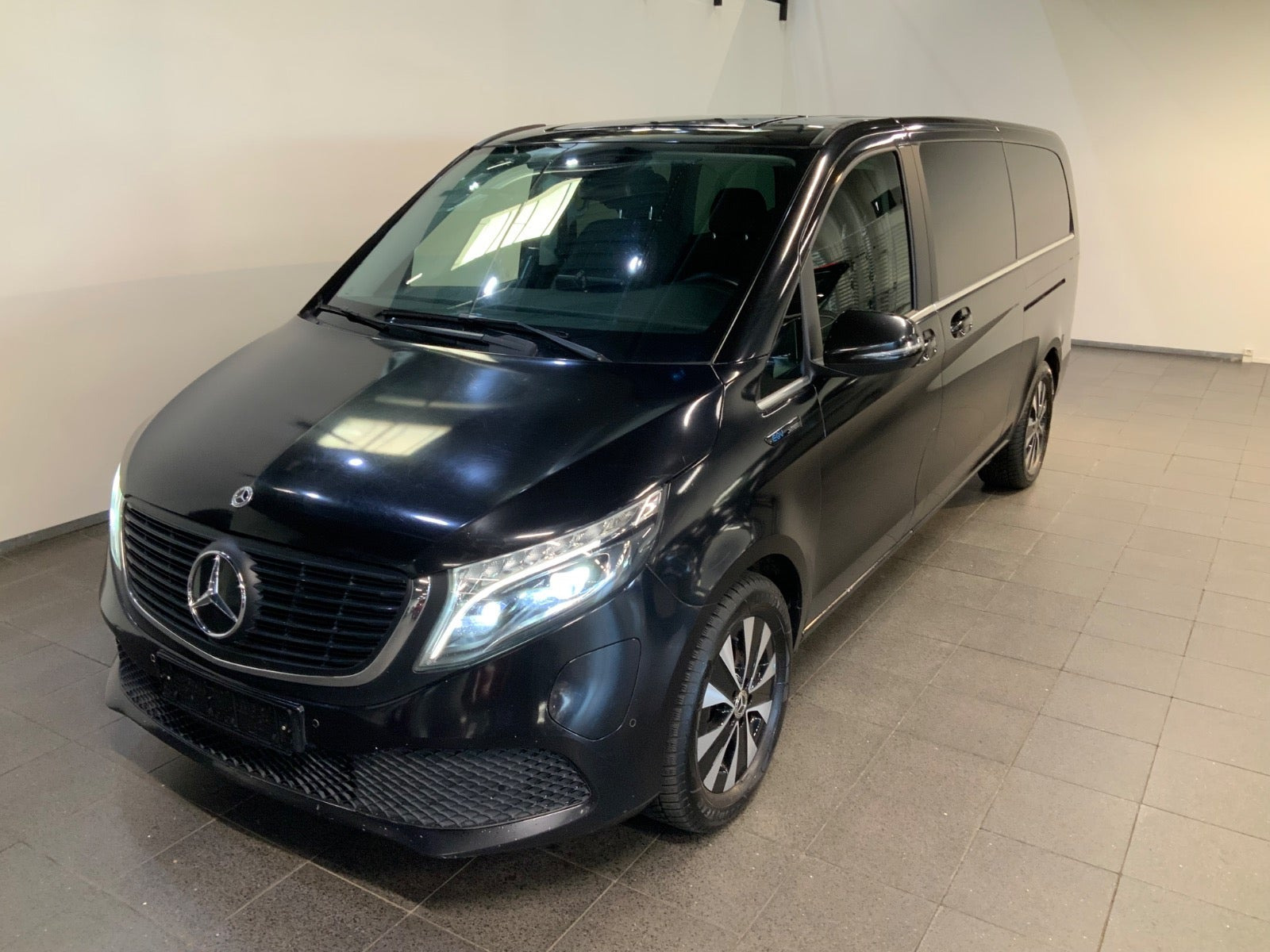 Mercedes EQV300 XL