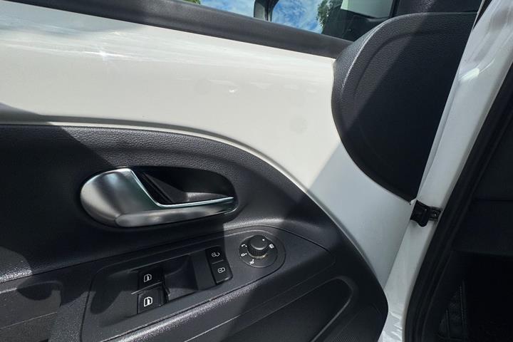 Hvid VW UP! fra 2017