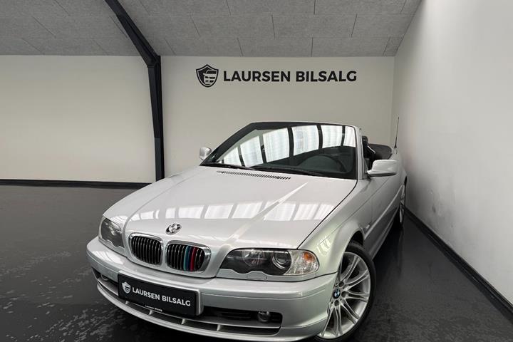 Grå BMW 325Ci fra 2001
