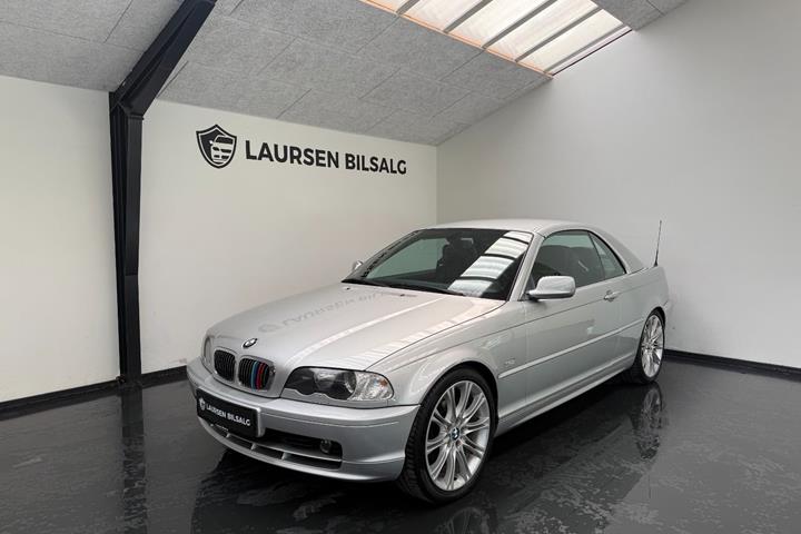 Grå BMW 325Ci fra 2001