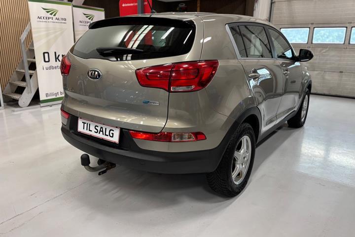 Orange Kia Sportage fra 2014