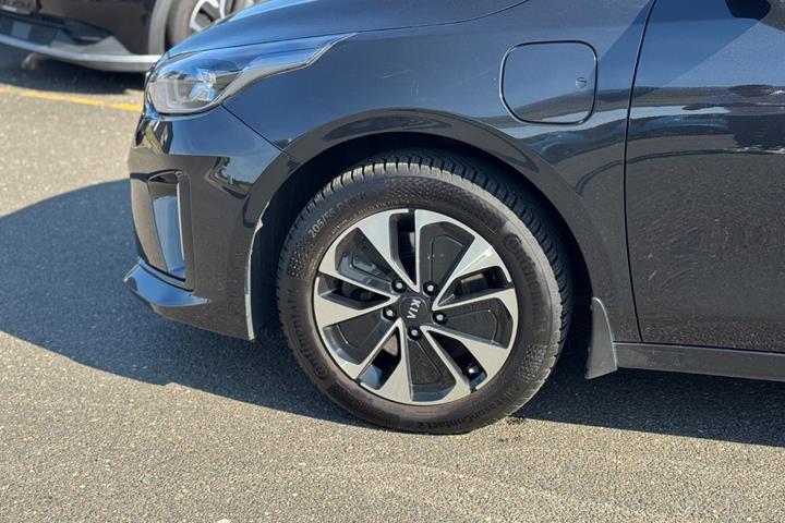 Sort Kia Ceed fra 2020