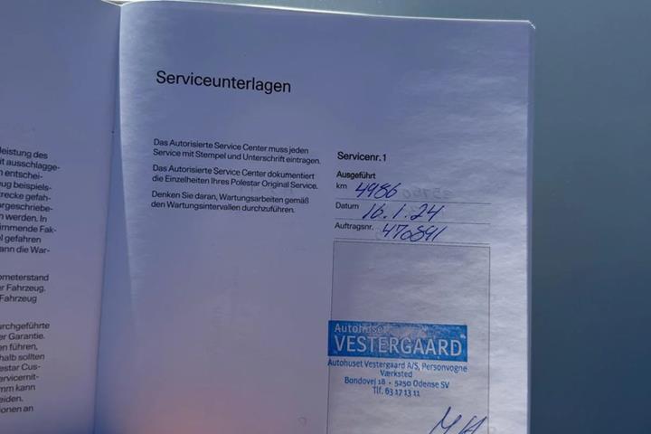 Grå Polestar 2 fra 2022