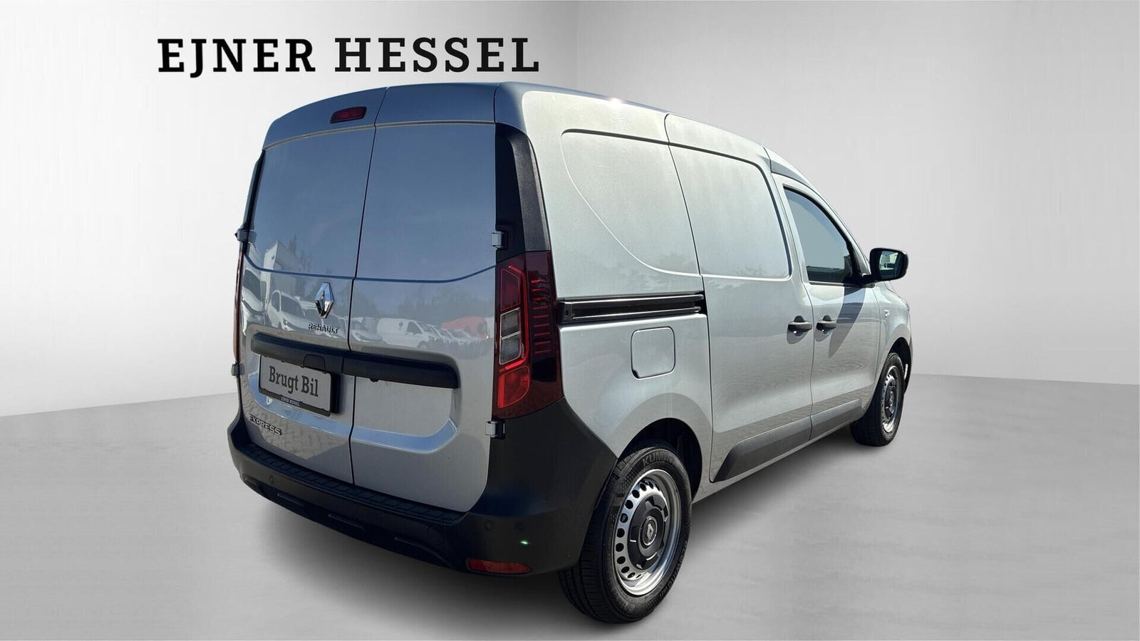 Grå Renault Express fra 2022