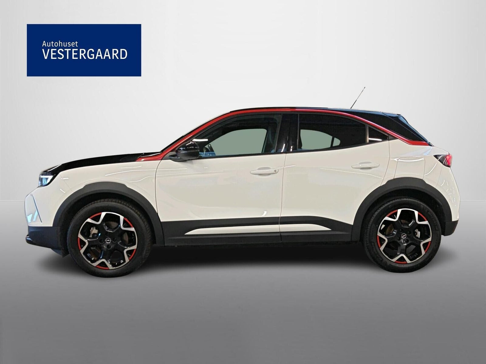 Hvid Opel Mokka-e fra 2021