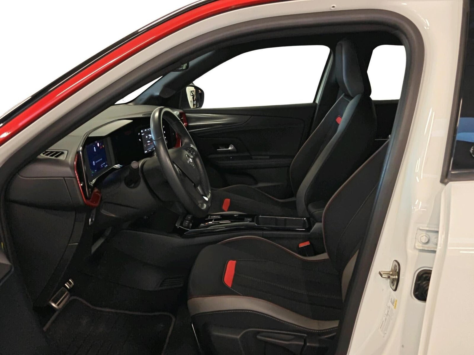 Hvid Opel Mokka-e fra 2021