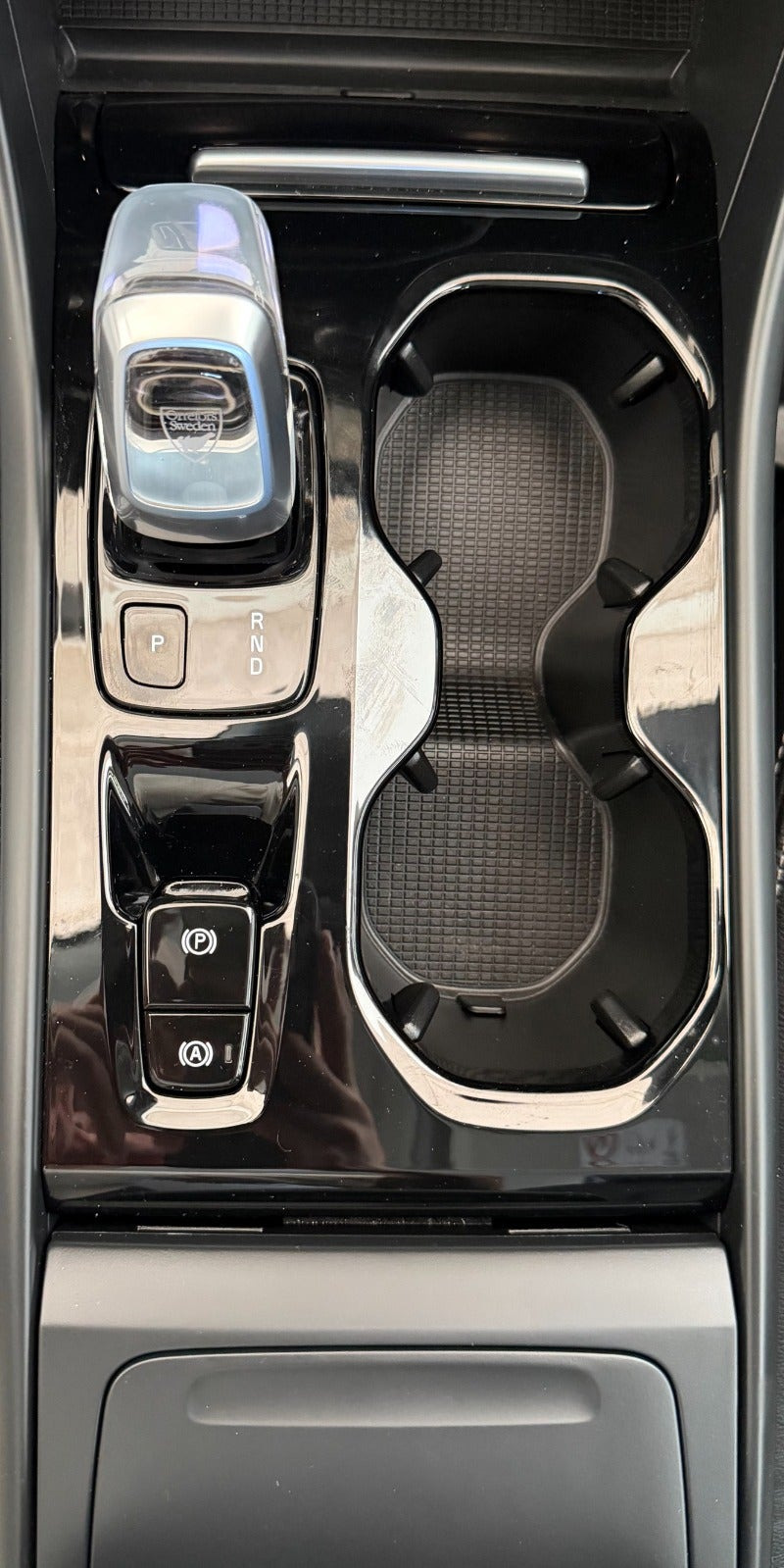 Grå Volvo XC40 fra 2021