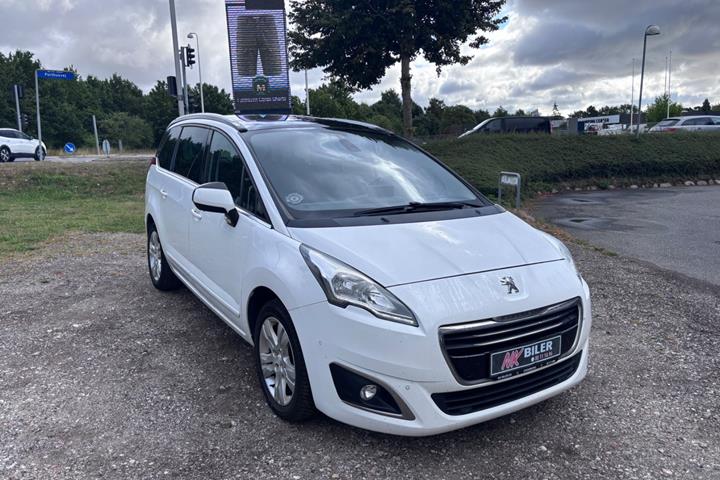 undefined Peugeot 5008 fra 2015