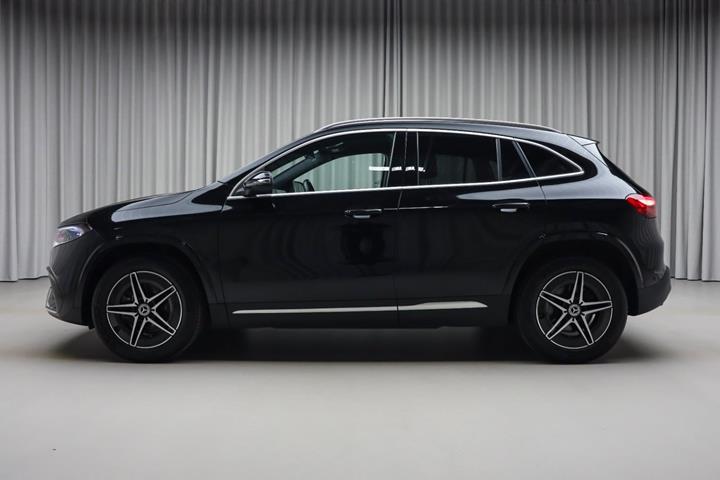 Sort Mercedes EQA250+ fra 2025
