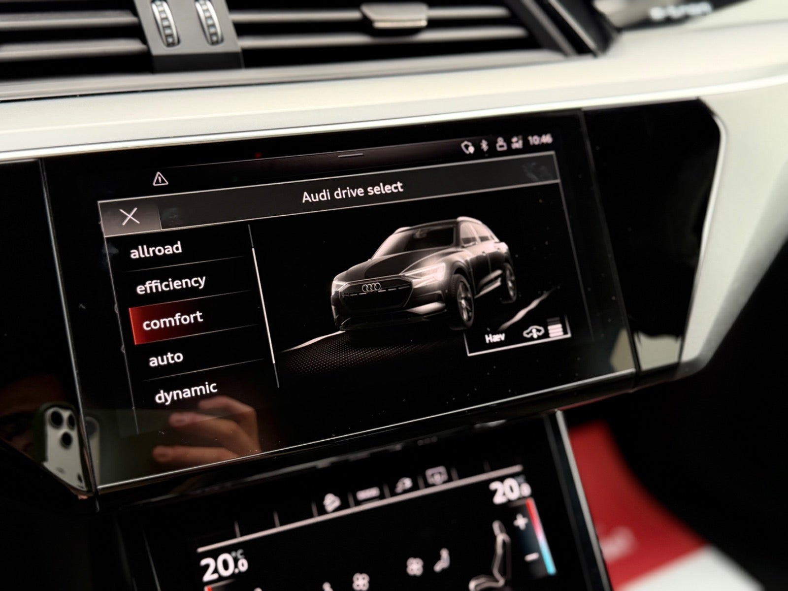 Sort Audi e-tron fra 2022