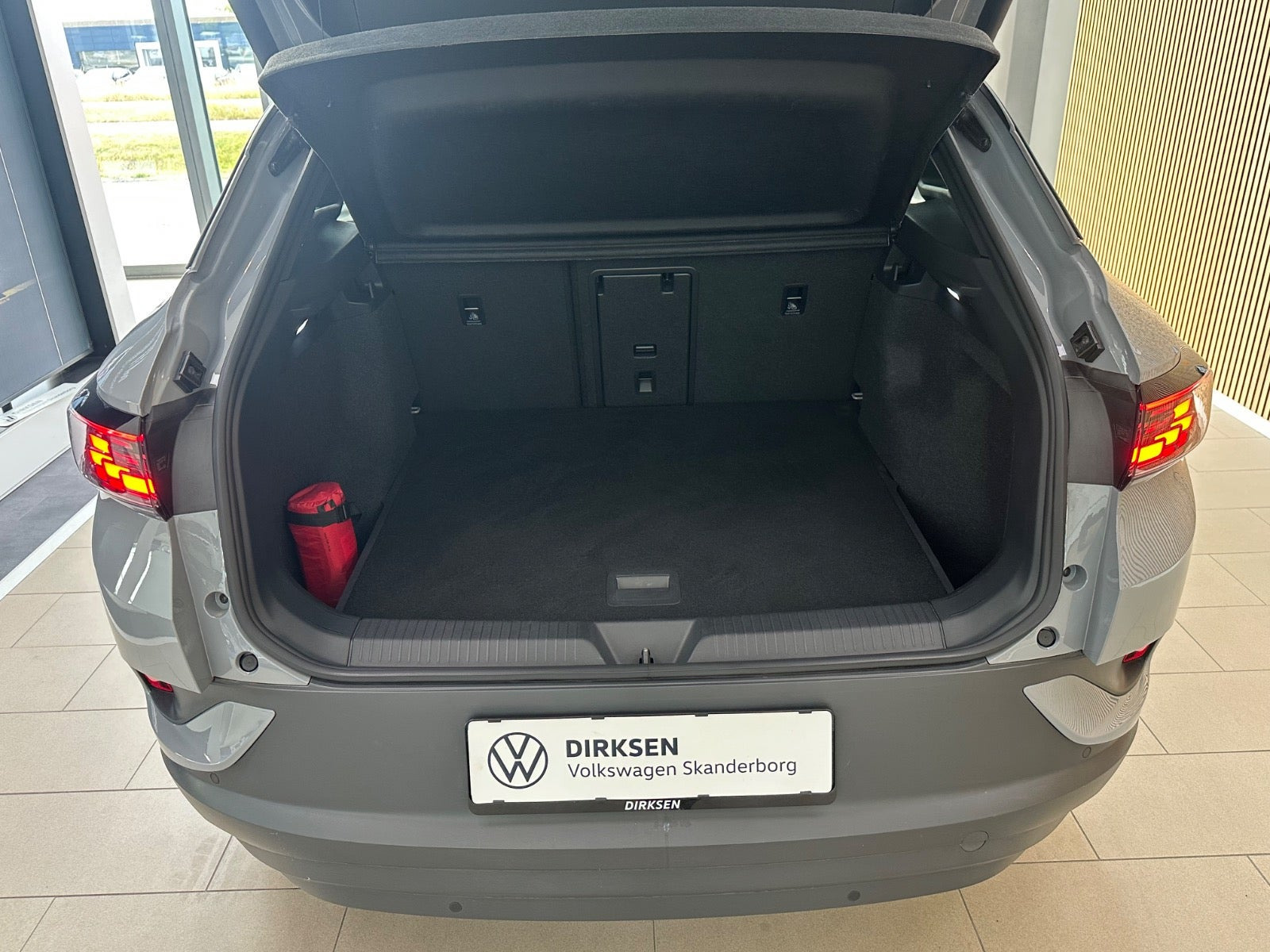Grå VW ID.4 fra 2024