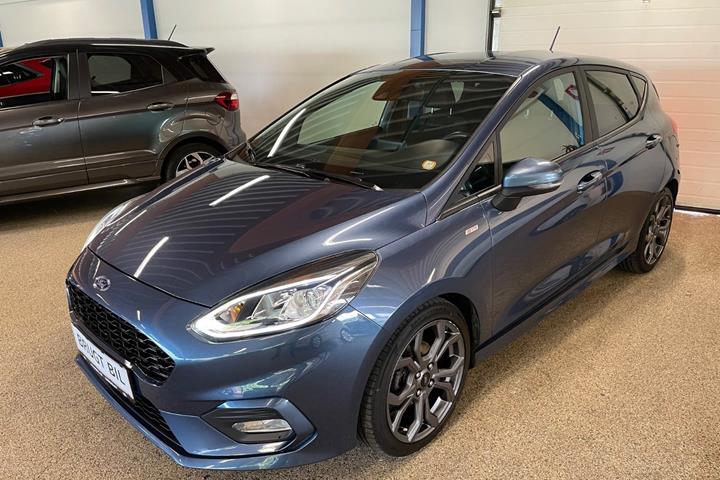 Blå Ford Fiesta fra 2019