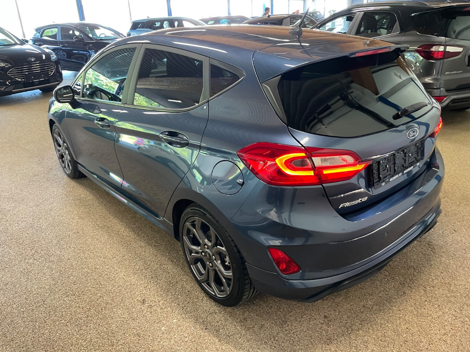 Blå Ford Fiesta fra 2019