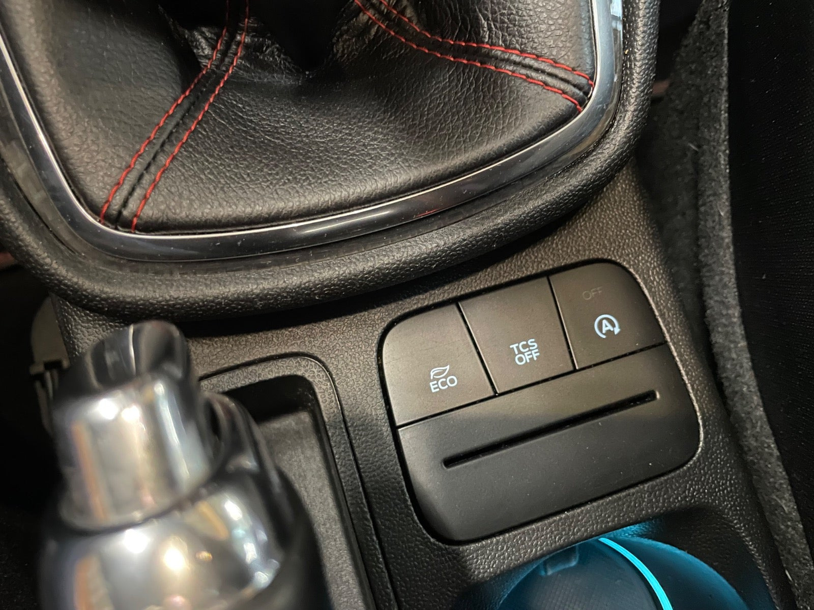 Blå Ford Fiesta fra 2019