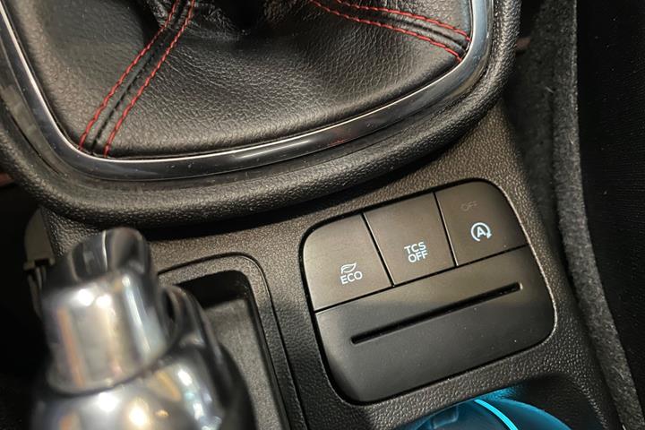 Blå Ford Fiesta fra 2019