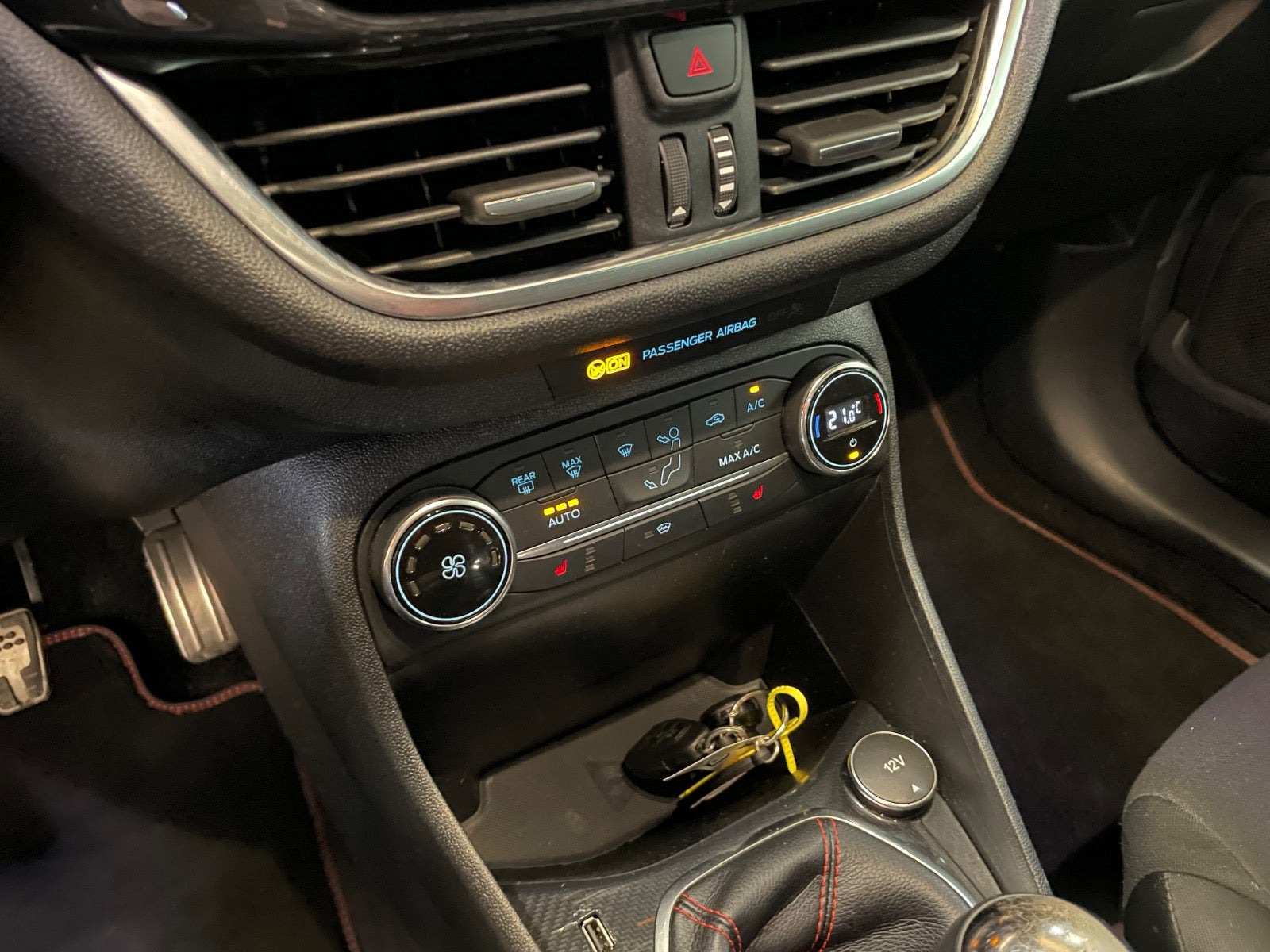 Blå Ford Fiesta fra 2019