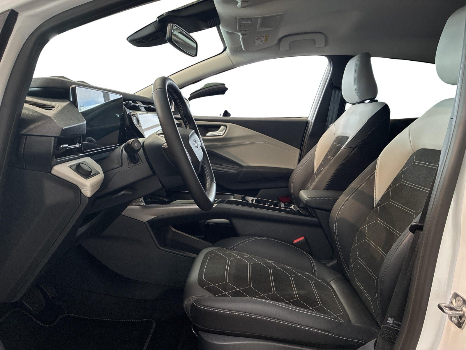 Hvid Ford Puma fra 2025