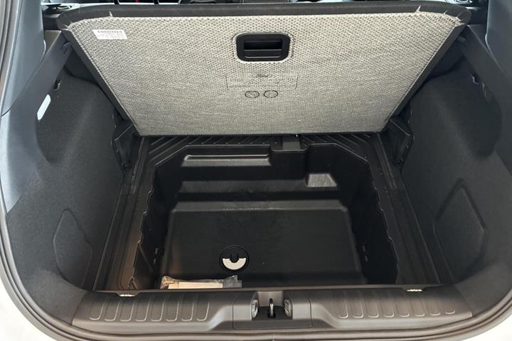 Hvid Ford Puma fra 2025