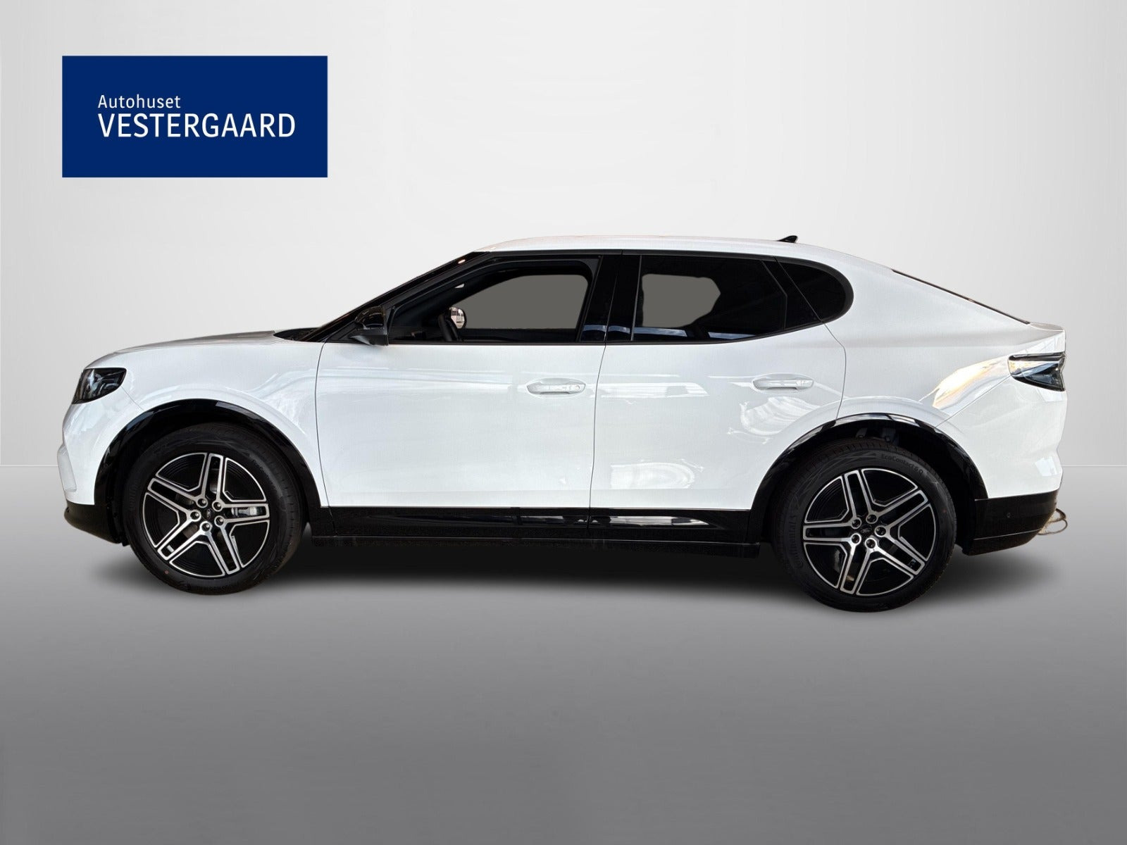 Hvid Ford Capri fra 2025