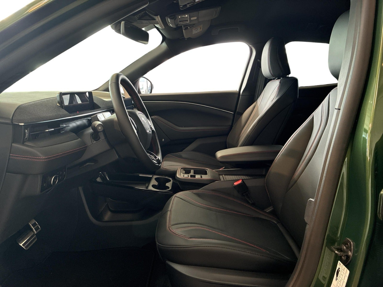 Grøn Ford Mustang Mach-E fra 2026