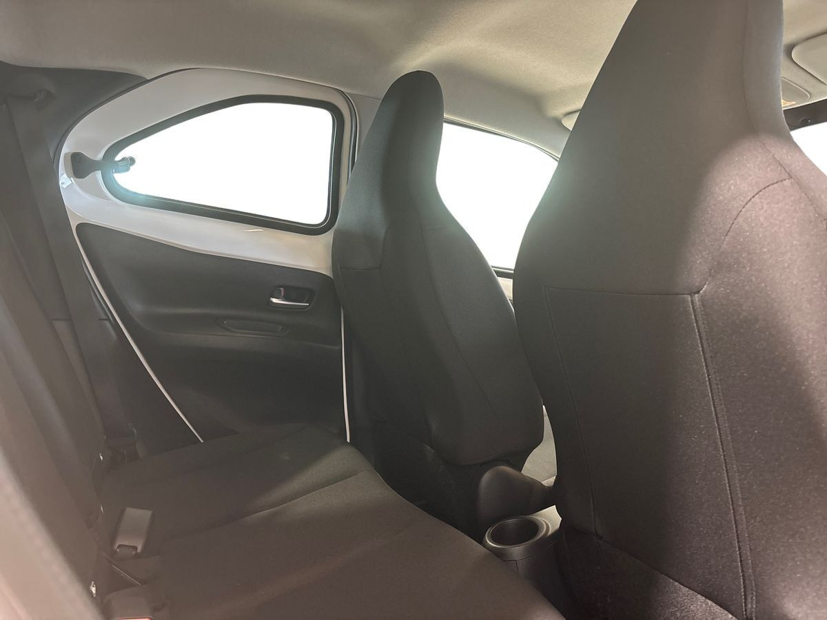 Hvid Toyota Aygo X fra 2022